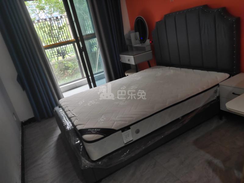 三角丰收湖嘉园二区9878448卧室图0