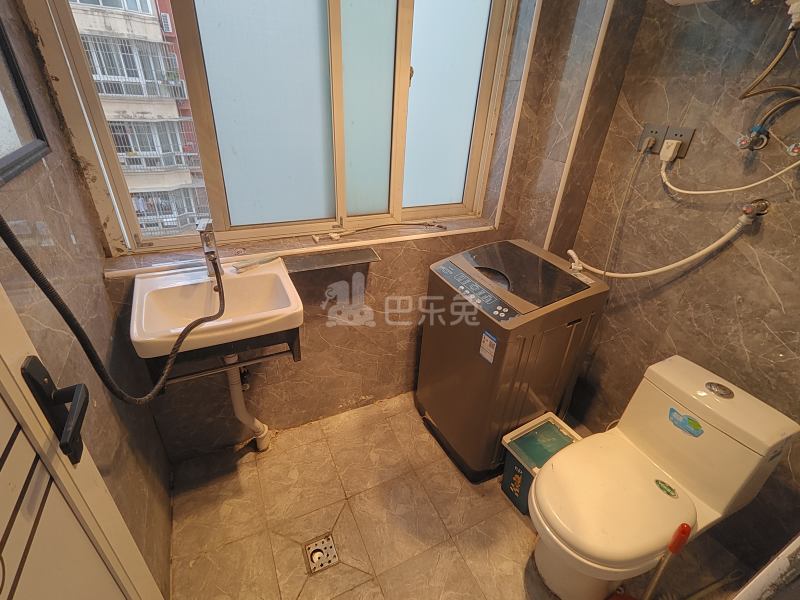 花望新村9878464卫生间图6