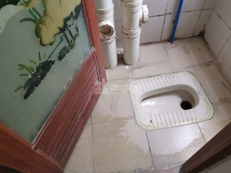 粤溪南安三巷13号9881963卫生间图5