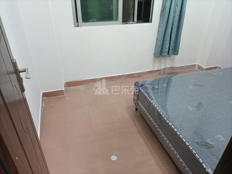 粤溪南安三巷13号9881964卧室图0