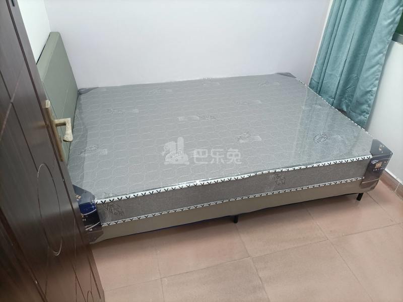 粤溪南安三巷13号9881977卧室图0