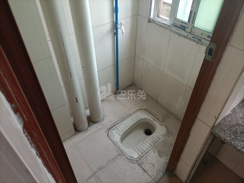 粤溪南安三巷13号9881977卫生间图6