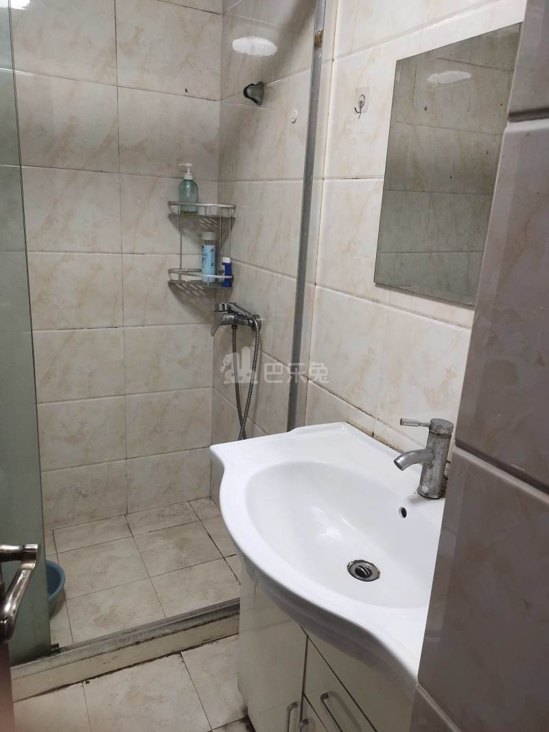 普福家园北区9883190卫生间图6