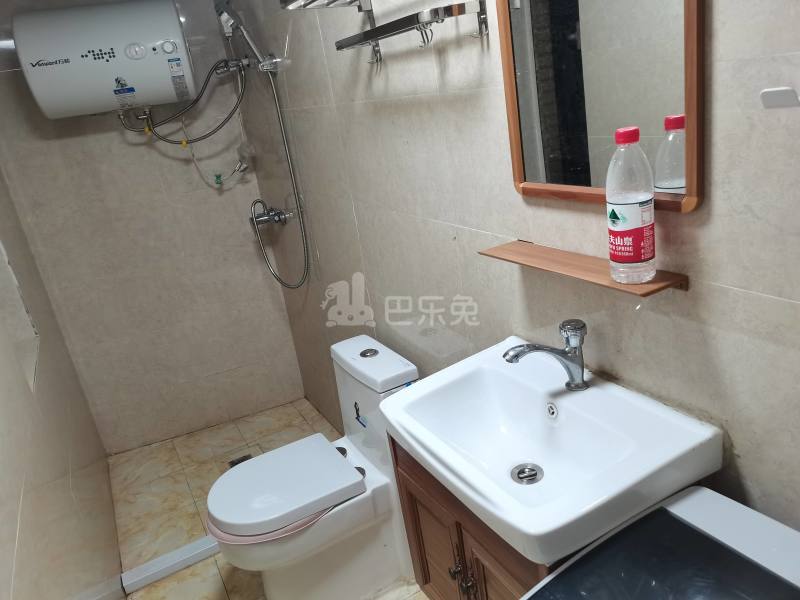 新城国际彩园9886959卫生间图5