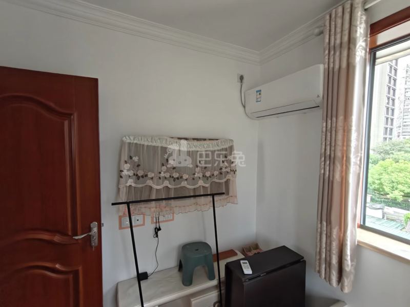 宁阳小区（宁阳路14弄）9888139周边环境图4