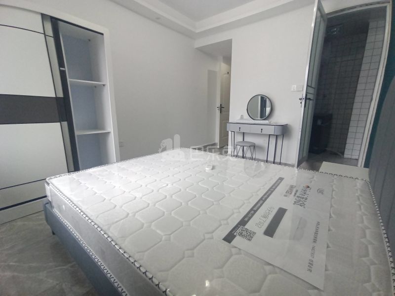 乾南嘉苑二区9891017卧室图2