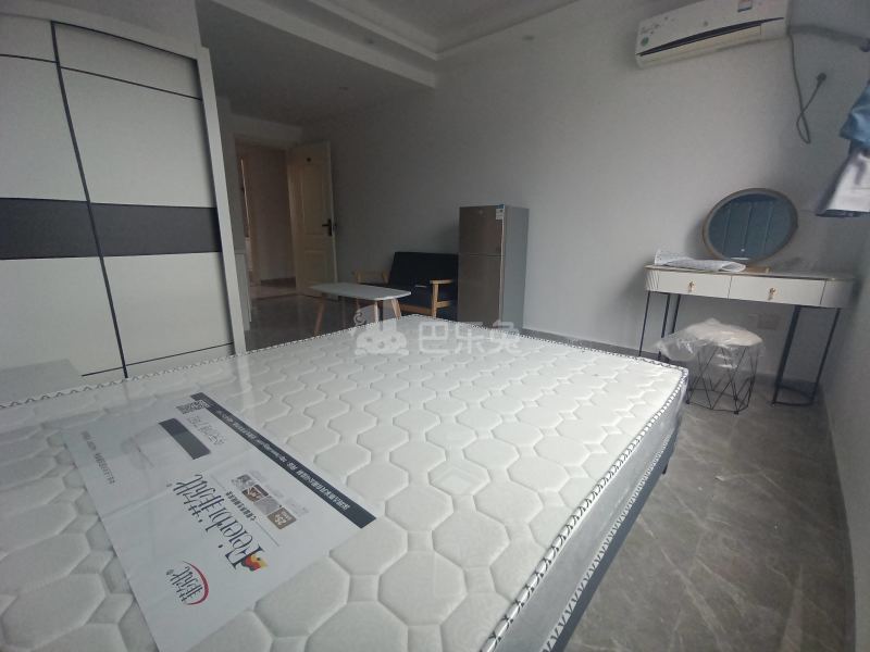 乾南嘉苑二区9891018卧室图2