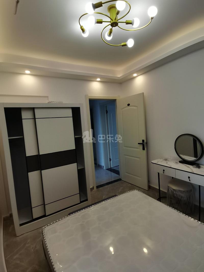 乾南嘉苑二区9891019卧室图2