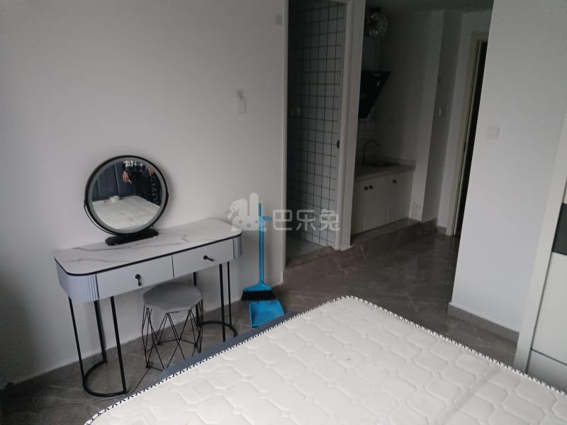 乾南嘉苑二区9891020卧室图2