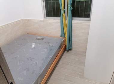 聚贤小区五巷2号 1室1厅1卫