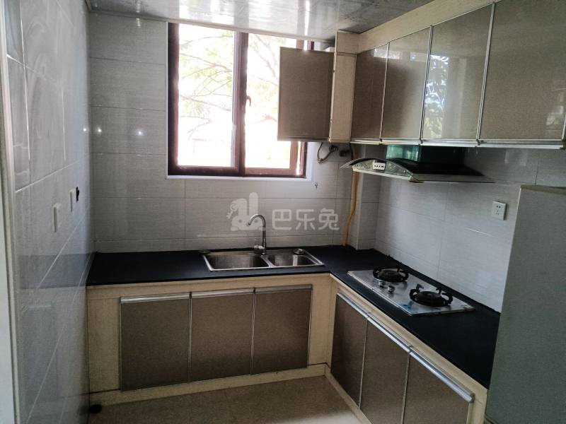 绿地东岸涟城北区9904110厨房图5
