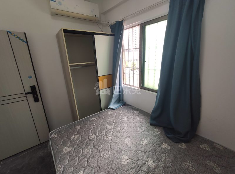 植村三路十巷21号9904207卧室图1