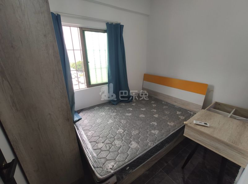 植村三路十巷21号9904207卧室图0