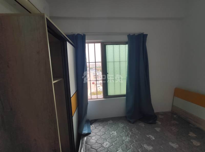 植村三路十巷21号9904207卧室窗户图10