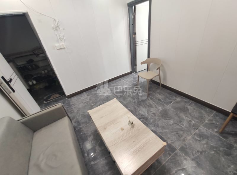 植村三路十巷21号9904207客厅图5