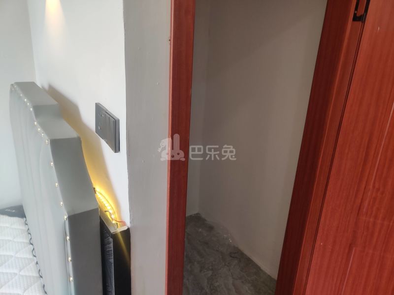 凌虹苑9904449卧室图4