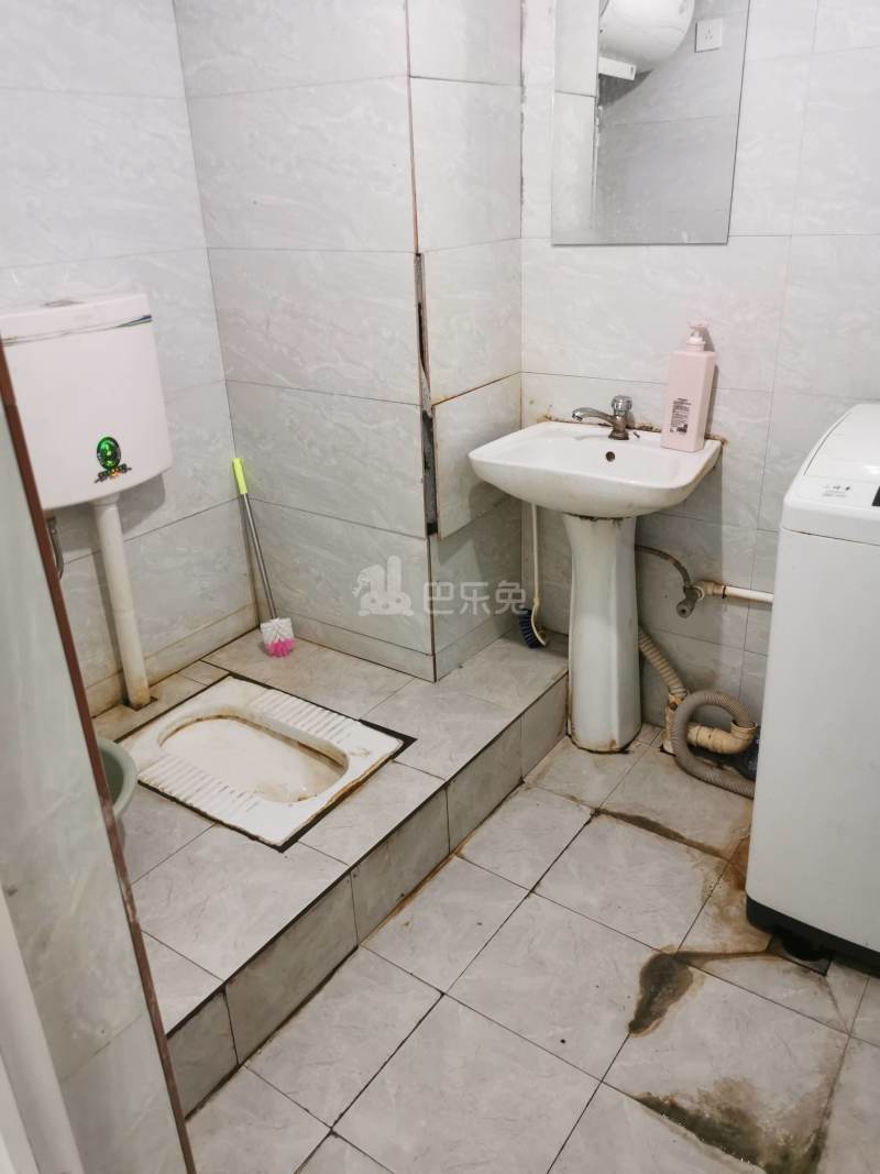 蓝江公寓9830944卫生间图0