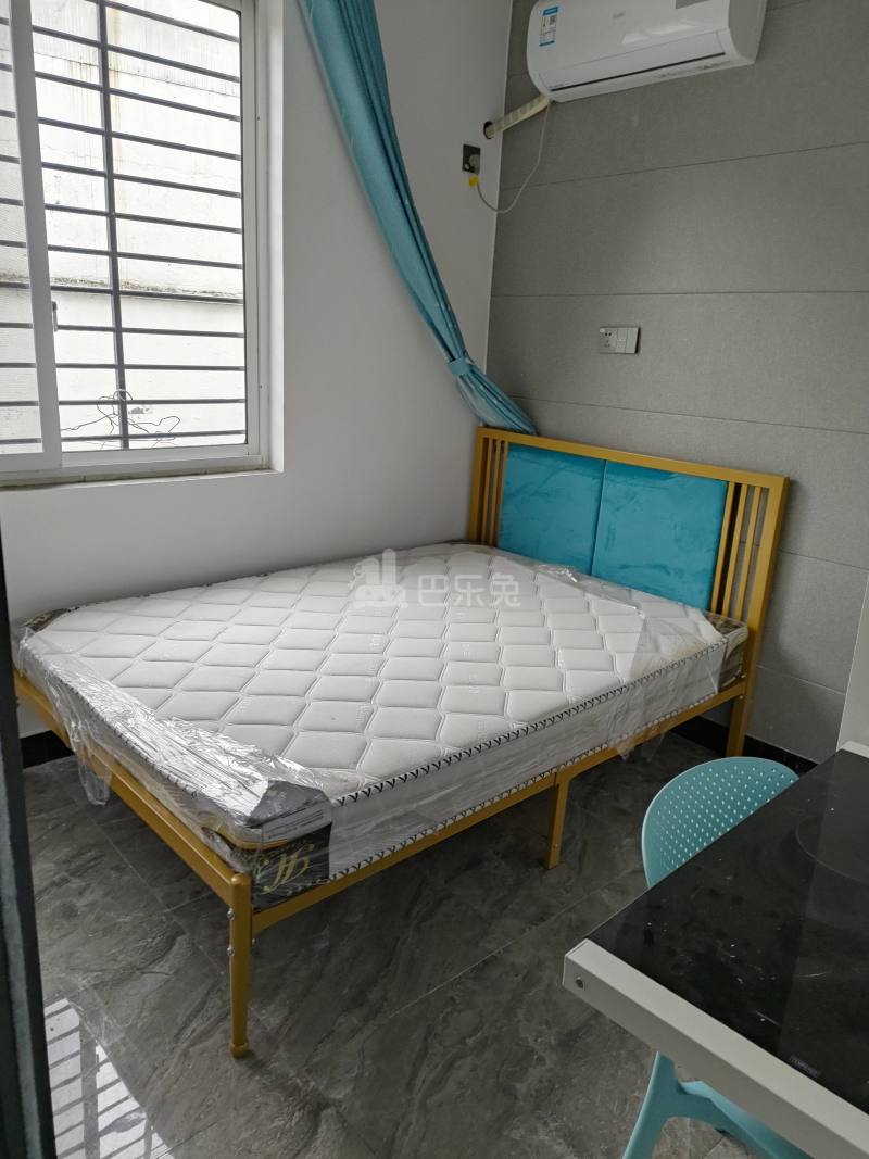 劳动村孙家宅（民房）9908292卧室图0