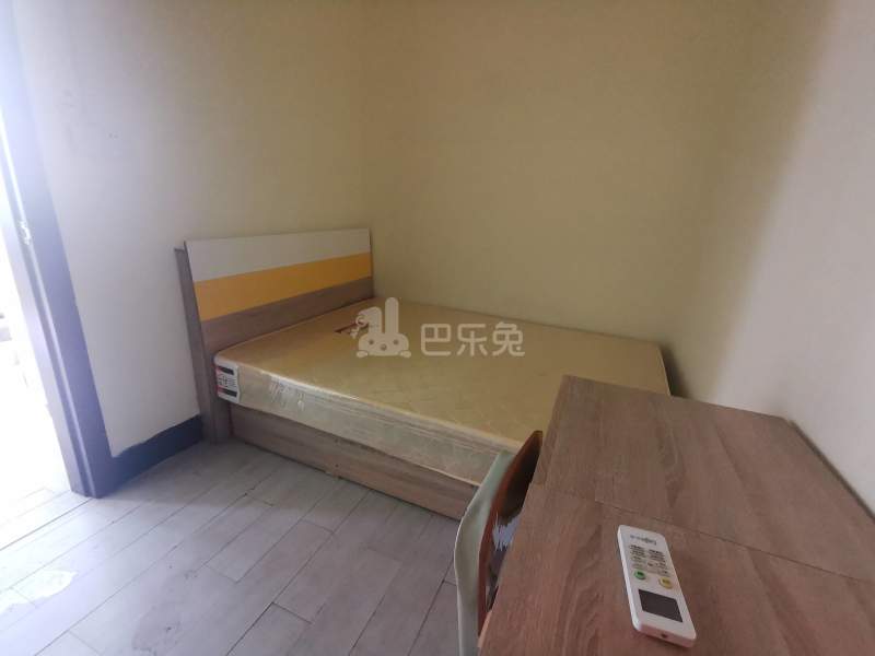 迎龙坊大街二巷9号9920726卧室图2