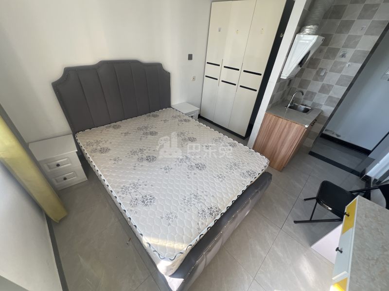 润杨名邸9927385卧室图2