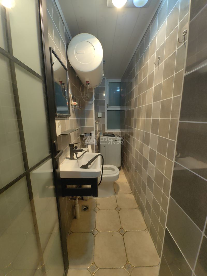和龙新苑9928279卫生间图9