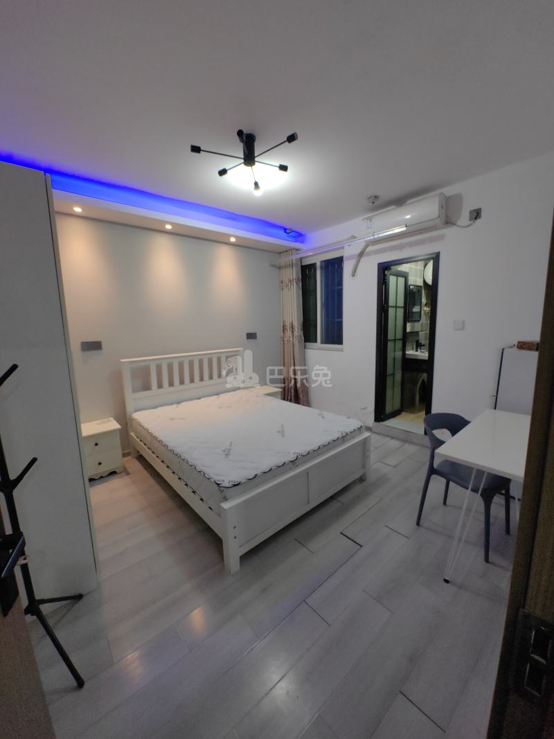 和龙新苑9928279卧室图0