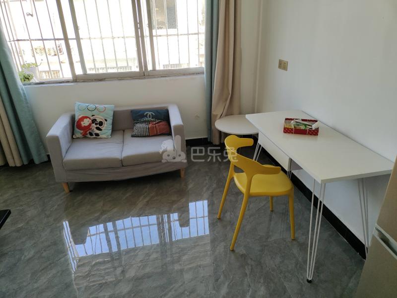 马陆汽配城A区9935193客厅图4