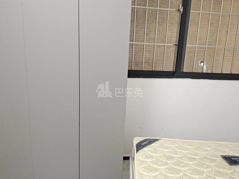 响螺公寓（植村店）9935528卧室图1