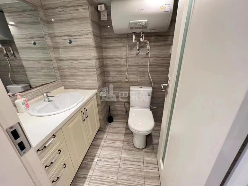 东亚新干线9936247卫生间图7