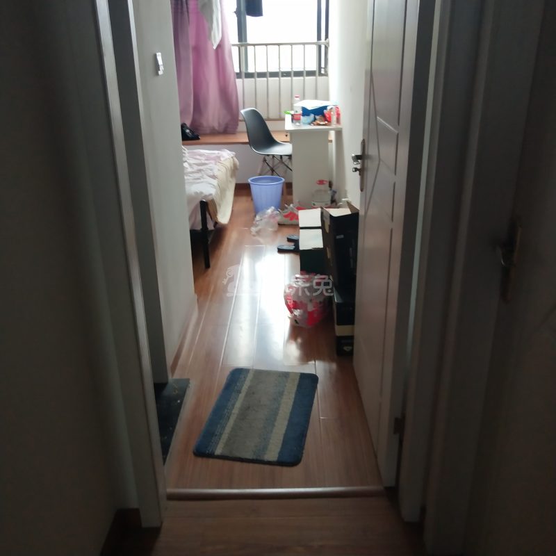 秀里华庭9942188卧室图1