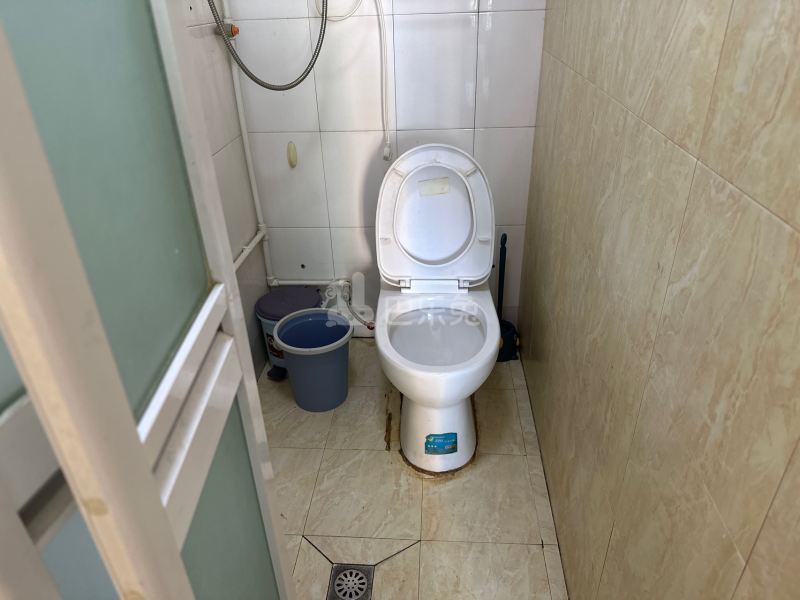 钱塘名都9942913卫生间图5