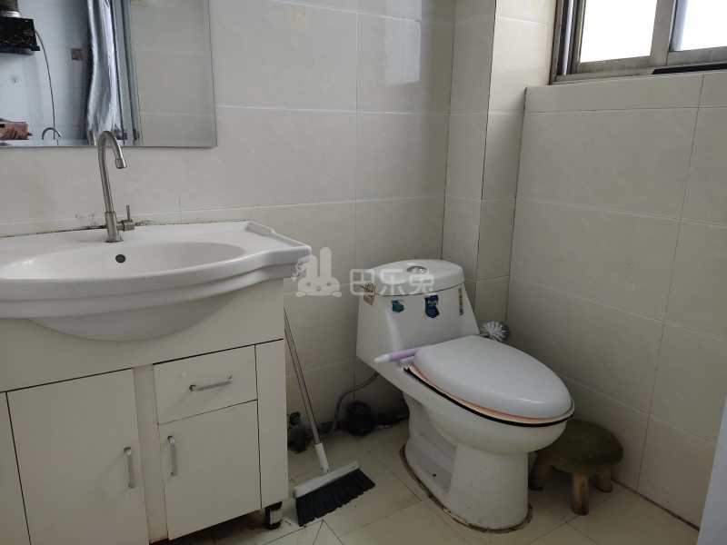 市北公寓9943121卫生间图5