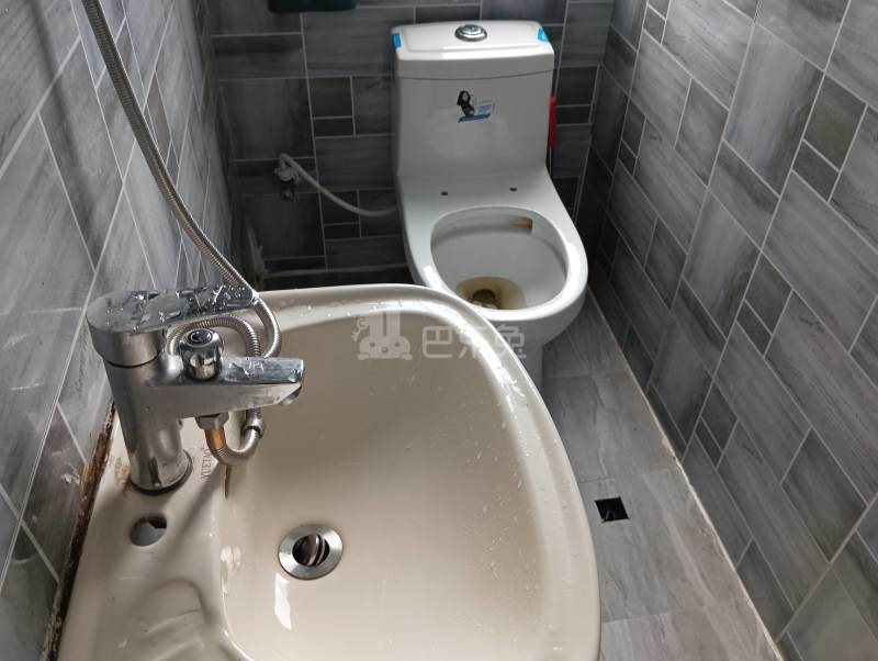 虹梅新苑北区9952069卫生间图4