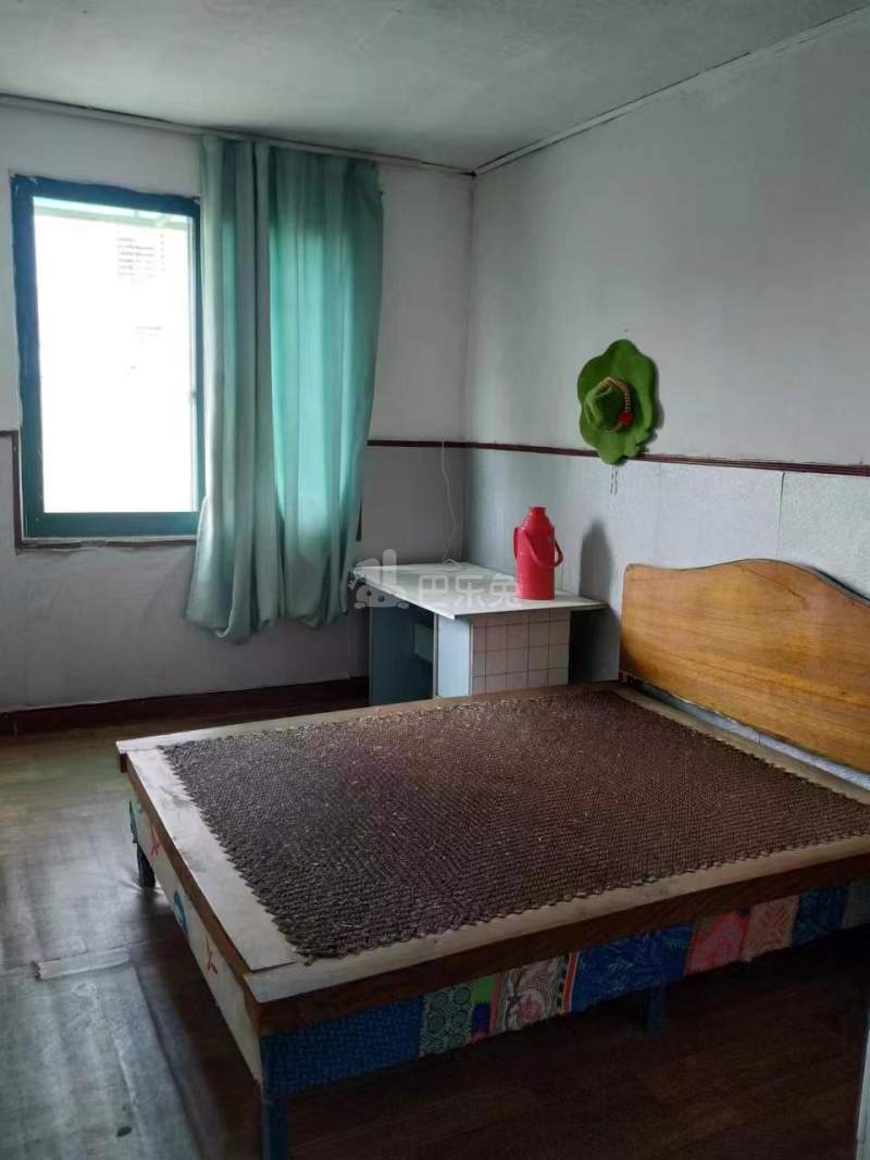 东新路891号9954216卧室图1