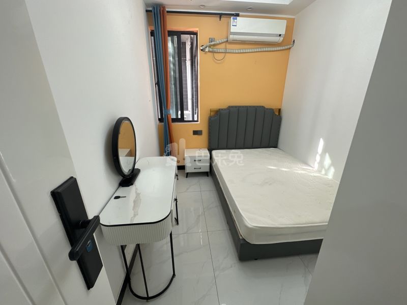 凤凰城9958117卧室图1