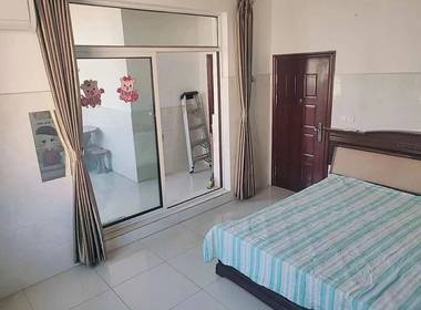 榴莲公寓（西郊家园店） 1室0厅1卫