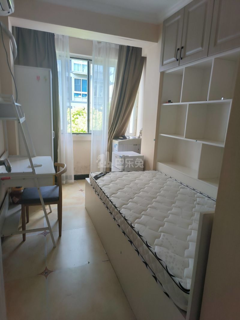 春波东苑9965669卧室图0