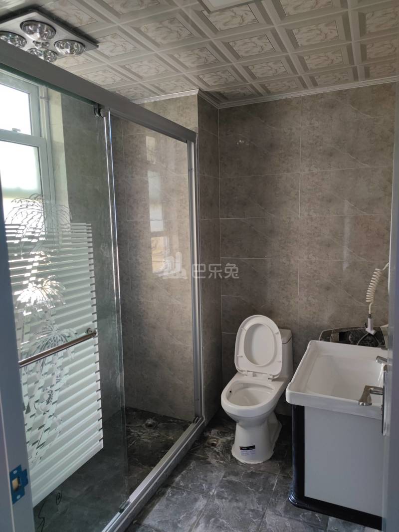 高行绿洲五期9960383卫生间图10