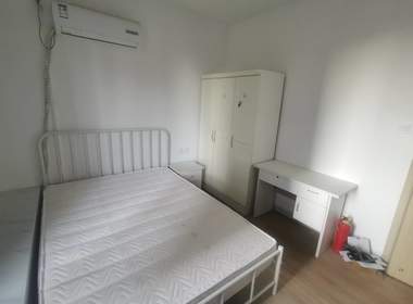 上实海上海白洋港城一期 