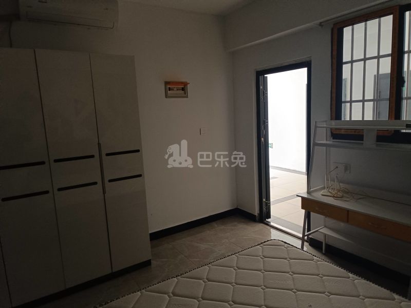 骏丰嘉天下9976385卧室图3