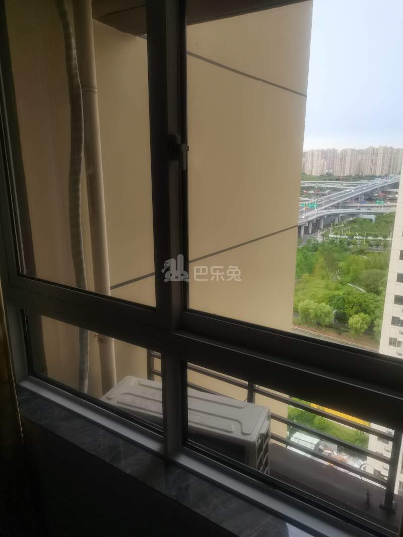 凌虹苑9978963卧室窗户图7