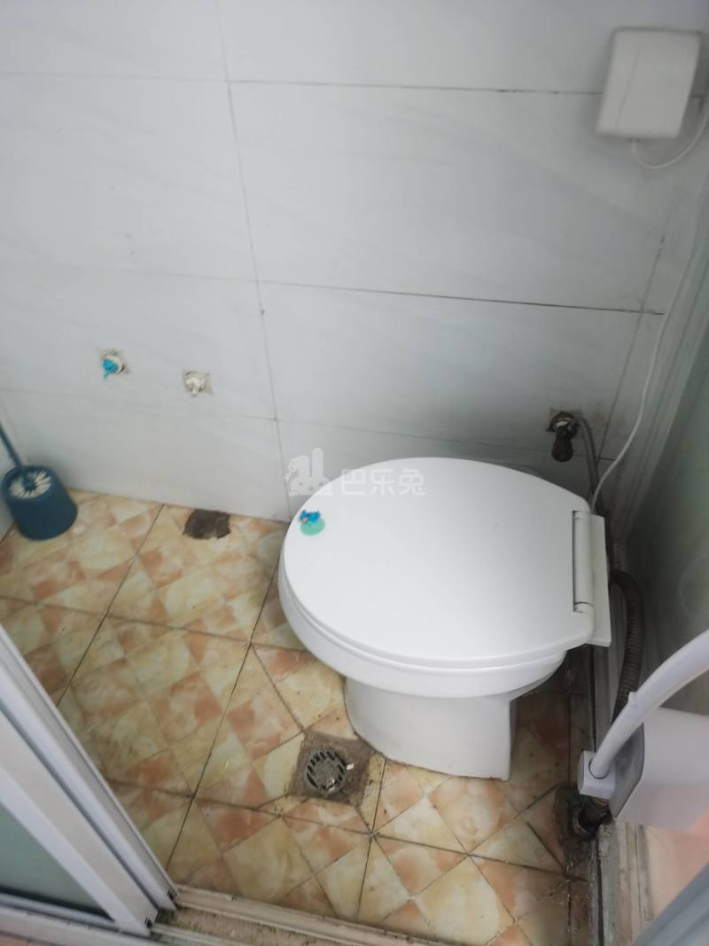 金葵佳苑9982168卫生间图4