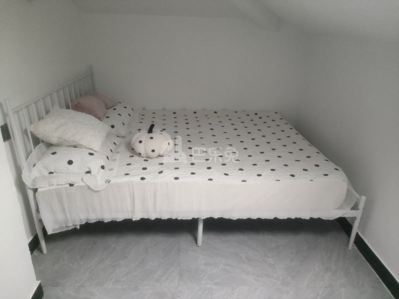 新星村黄家圈（民房）9996685卧室图0