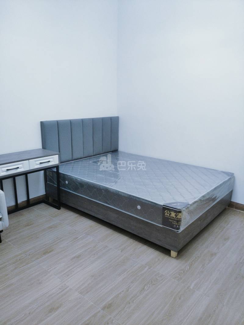 大山村祥和路14号9998609卧室图3