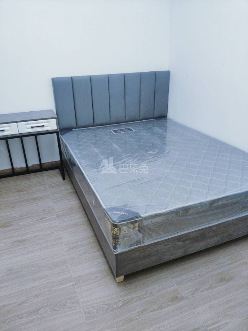 大山村祥和路14号9998609卧室图2