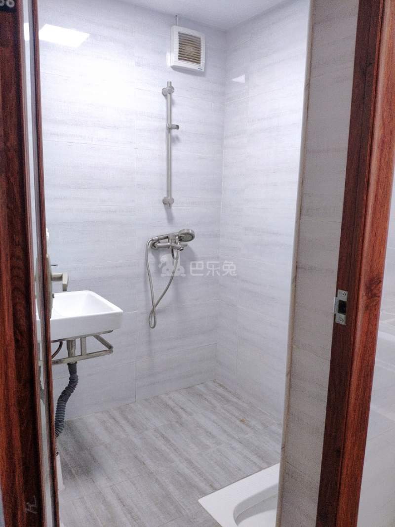 大山村祥和路14号9998609卫生间图7