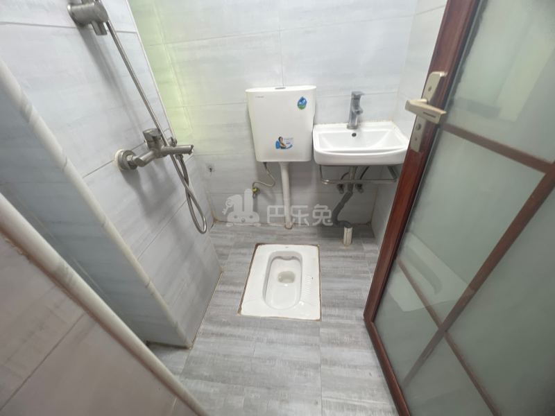 大山村祥和路14号9998685卫生间图9