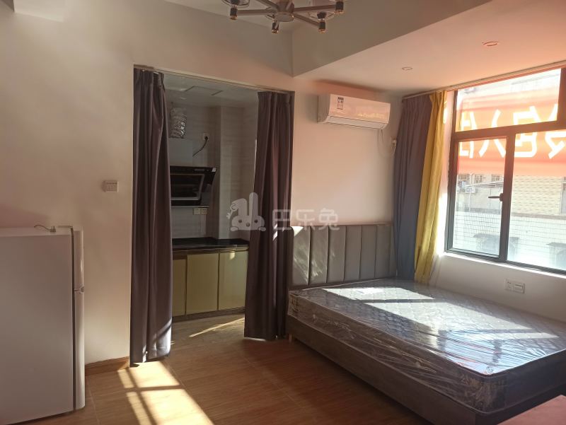 大山村祥和路14号9998685卧室图4