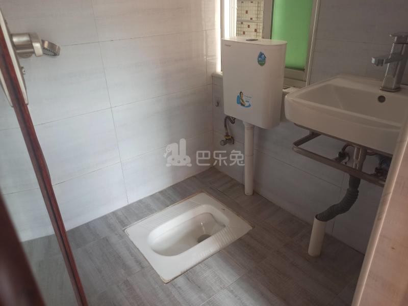 大山村祥和路14号9998685卫生间图10