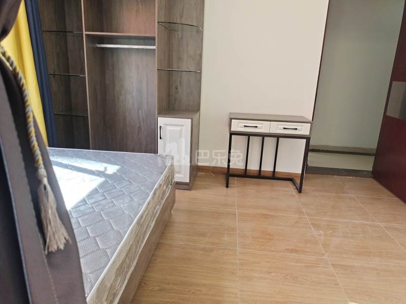 大山村祥和路14号9998686卧室图2